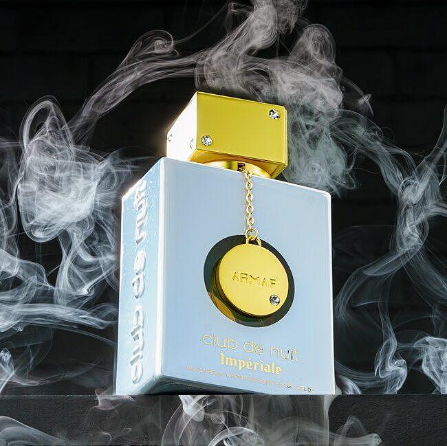 Club de Nuit White Imperiale